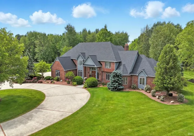 2nd image of 2341 S Paxton Dr, Warsaw, IN 46580 | MLS# 202612325