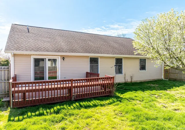 5th image of 1901 N Oriole Dr, Muncie, IN 47304 | MLS# 202612335