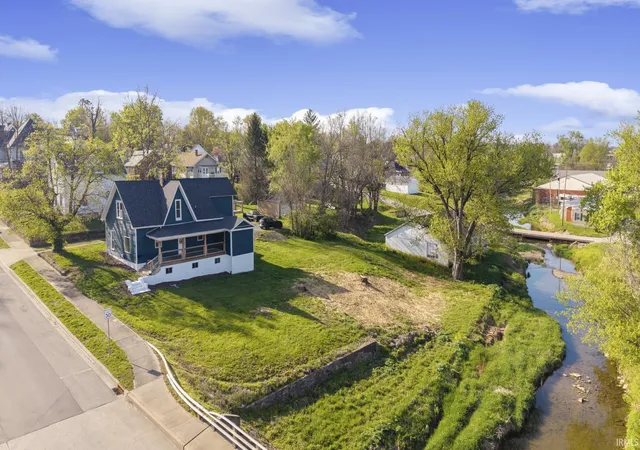 2nd image of 303 W Market St, Salem, IN 47167 | MLS# 202612352