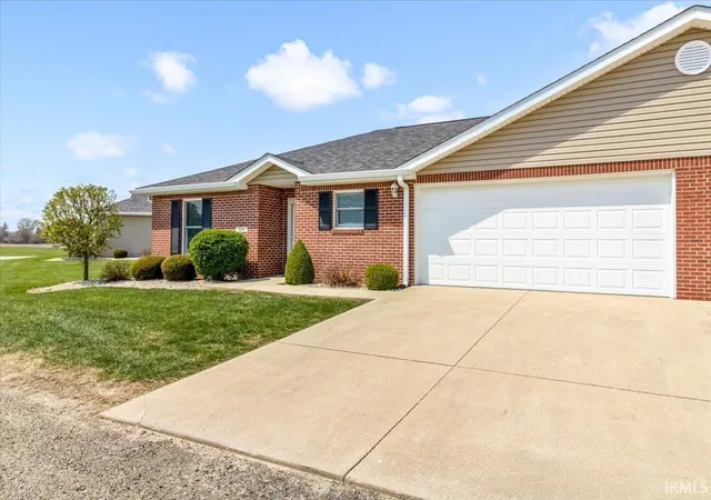 2nd image of 124 Sunset Dr, Winchester, IN 47394 | MLS# 202612418