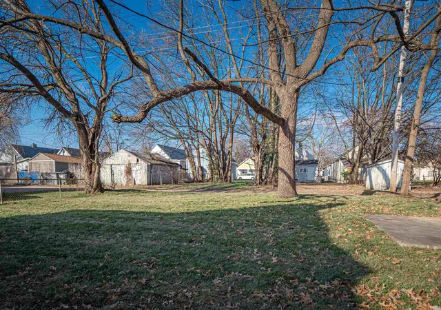 Photo 29 of Manufactured home for sale at 222 E Missouri St, Evansville, IN 47711 | MLS# 202612507 | Listing updated on 2026-04-13