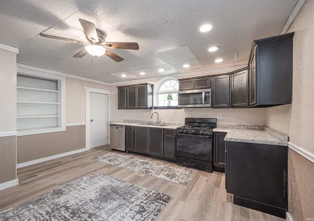 Photo 3 of Manufactured home for sale at 222 E Missouri St, Evansville, IN 47711 | MLS# 202612507 | Listing updated on 2026-04-13