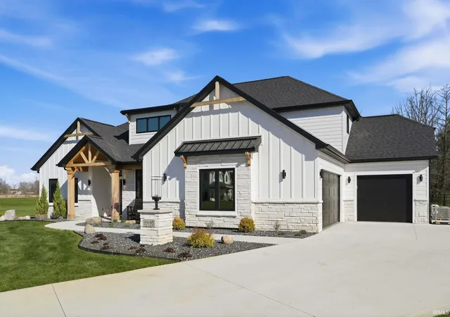 2nd image of 19195 Ringo Rd, Auburn, IN 46706 | MLS# 202612520