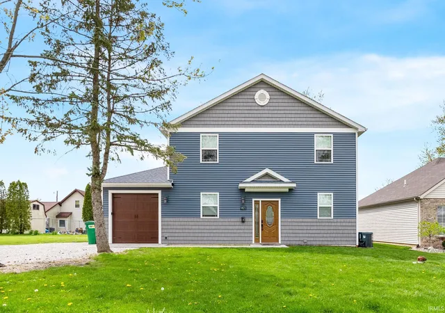 1st image of 9821 N Marine Key Dr, Syracuse, IN 46567 | MLS# 202612685