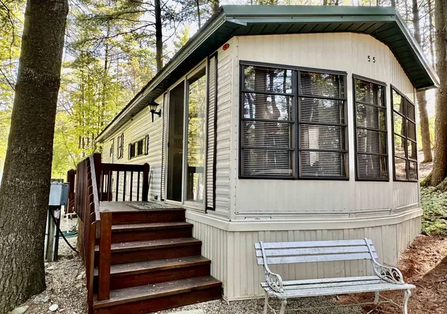 Photo 2 of Manufactured home for sale at 95 Valley Of The Pines Trl, Angola, IN 46703 | MLS# 202612778 | Listing updated on 2026-09-15