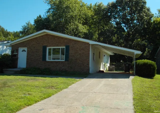 Homes for sale in Evansville, IN | 2600 Hawthorne Ave, Evansville, IN 47714 | MLS# 202613120