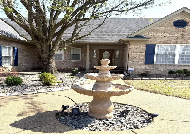 Photo 5 of Manufactured home for sale at 5615 Kiowa Cir, Evansville, IN 47715 | MLS# 202613249 | Listing updated on 2026-08-18