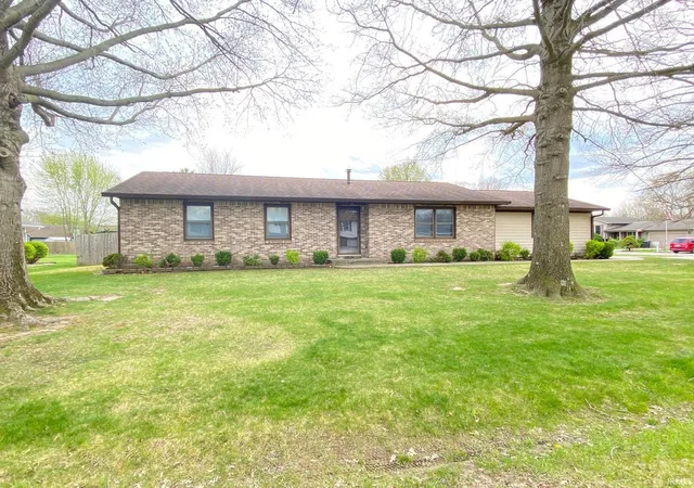 Homes for sale in Lafayette, IN | 836 Foxwood Dr, Lafayette, IN 47905 | MLS# 202613252