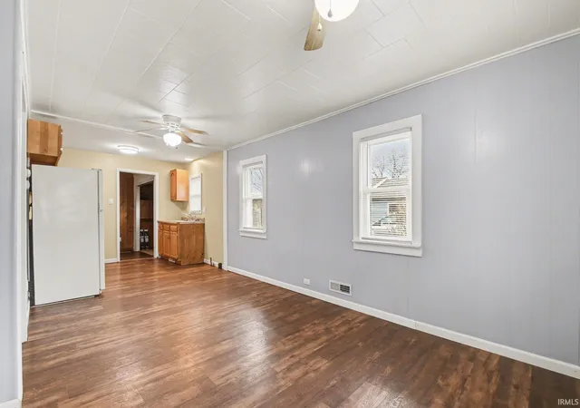 5th image of 206 Helen Ave, Mishawaka, IN 46544 | MLS# 202613317