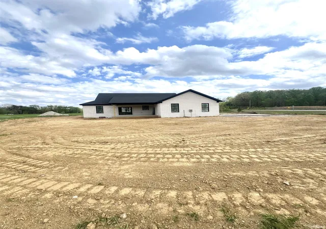 4th image of 9015 Walter Tell Ln, Tell City, IN 47586 | MLS# 202613403