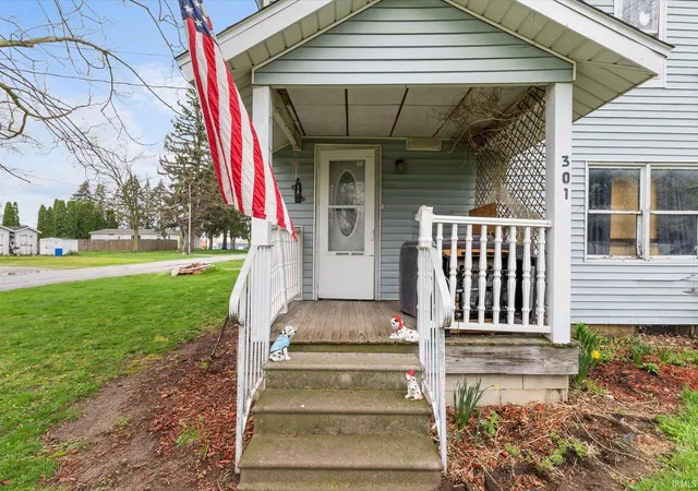 Homes for sale in Ashley, IN | 301 E Lincoln St, Ashley, IN 46705 | MLS# 202613454