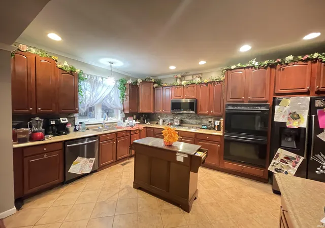 3rd image of 1951 E 250 S Rd, Hillsboro, IN 47949 | MLS# 202613518