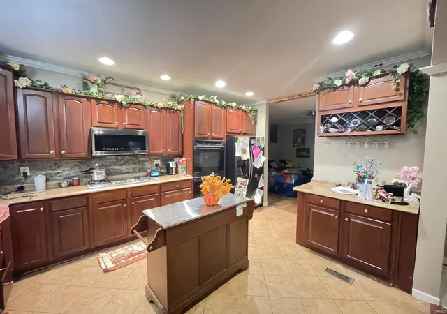 4th image of 1951 E 250 S Rd, Hillsboro, IN 47949 | MLS# 202613518