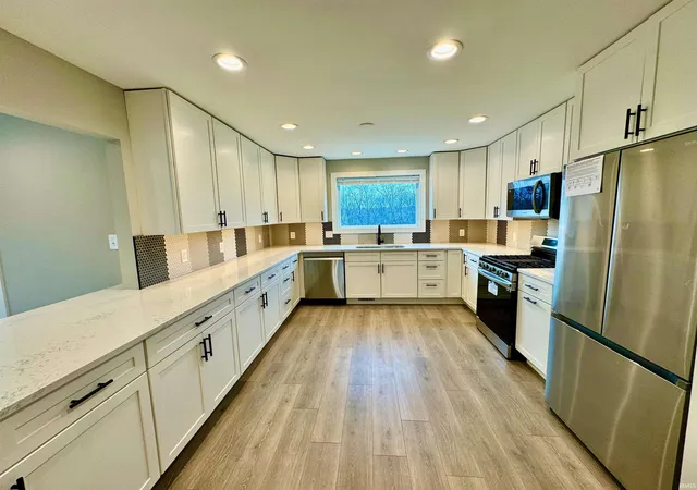 Photo 2 of Manufactured home for sale at 475 Boyd Ln, Bedford, IN 47421 | MLS# 202613522 | Listing updated on 2026-10-05