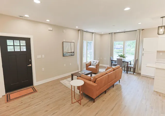 Photo 3 of Sale Pending at 4024 Addison St, South Bend, IN 46614 | MLS# 202613548 | Listing updated on 2026-09-21