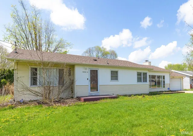 2nd image of 54835 Eisenhower Dr, Elkhart, IN 46514 | MLS# 202613766