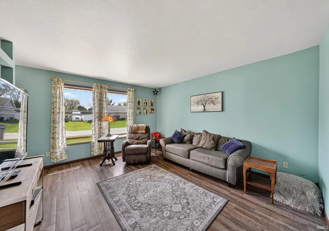 4th image of 53601 Hyde Park Dr, Bristol, IN 46507 | MLS# 202613835