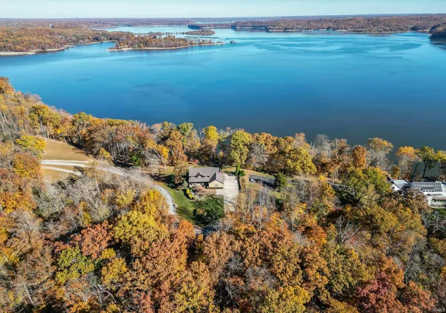 3rd image of 2753 E Pedigo Bay Dr, Bloomington, IN 47401 | MLS# 202613891