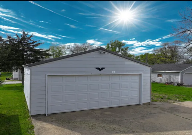 Photo 3 of Manufactured home for sale at 911 N Hathaway St, Winamac, IN 46996 | MLS# 202613940 | Listing updated on 2026-07-14