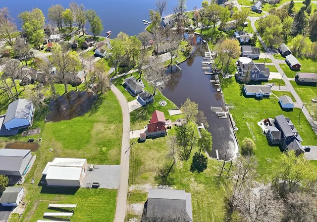 Photo 3 of Manufactured home for sale at 11990 E 395 South, Lagrange, IN 46761 | MLS# 202613981 | Listing updated on 2026-09-22