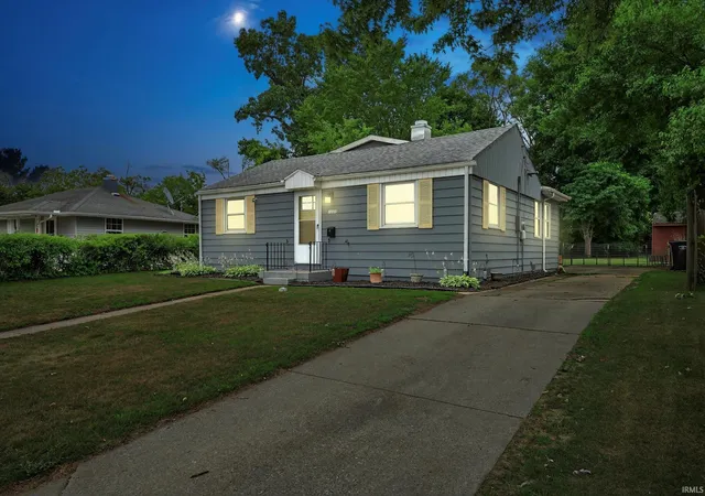 1st image of 1222 Edgewood Dr, South Bend, IN 46616 | MLS# 202614016