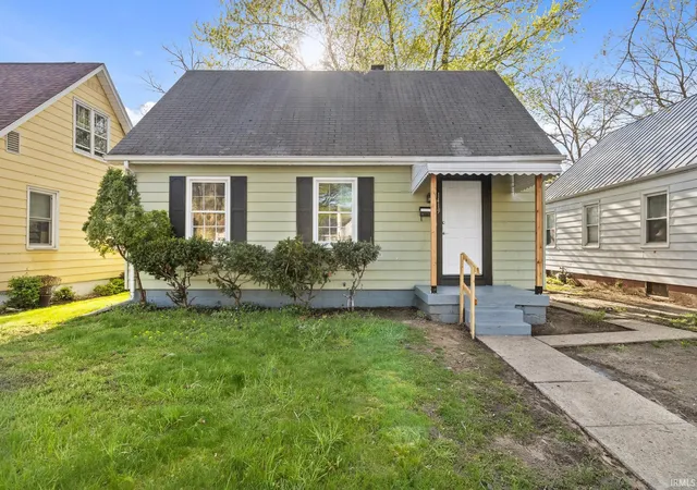 1st image of 1419 Johnson St, South Bend, IN 46628 | MLS# 202614322