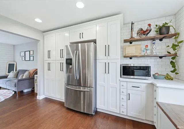 Photo 3 of Manufactured home for sale at 3710 Moss Hl Dr, West Lafayette, IN 47906 | MLS# 202614525 | Listing updated on 2026-08-31