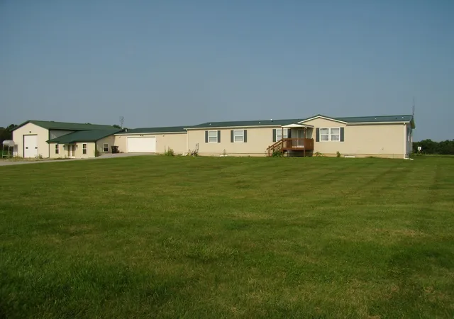 Homes for sale in Hamilton, IN | 7402 S 800 E Rd, Hamilton, IN 46761 | MLS# 202614577