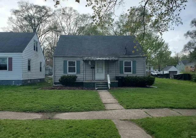 Homes for sale in South Bend, IN | 1609 N Brookfield St, South Bend, IN 46628 | MLS# 202614630