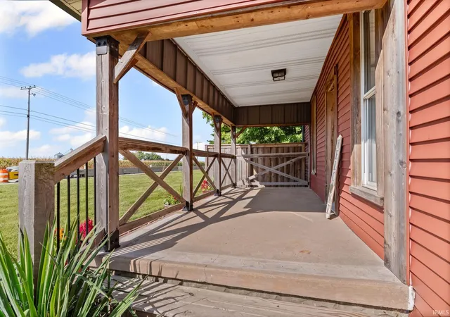 Homes for sale in Thorntown, IN | 8446 W State Road 32, Thorntown, IN 46071 | MLS# 202614691