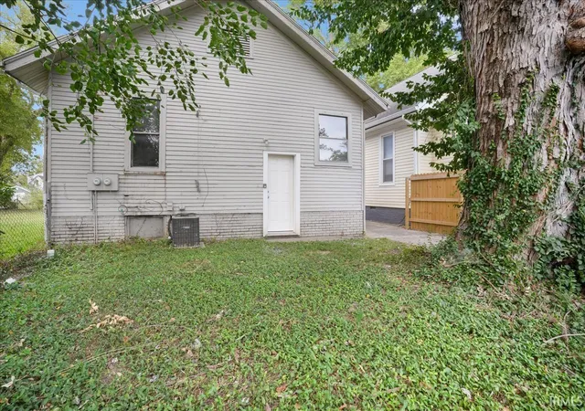 Homes for sale in Evansville, IN | 813 Jefferson Ave, Evansville, IN 47713 | MLS# 202614694