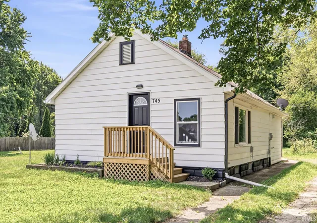 Photo 3 of Manufactured home for sale at 745 E 18th Street, Mishawaka, IN 46544 | MLS# 202614722 | Listing updated on 2026-09-15
