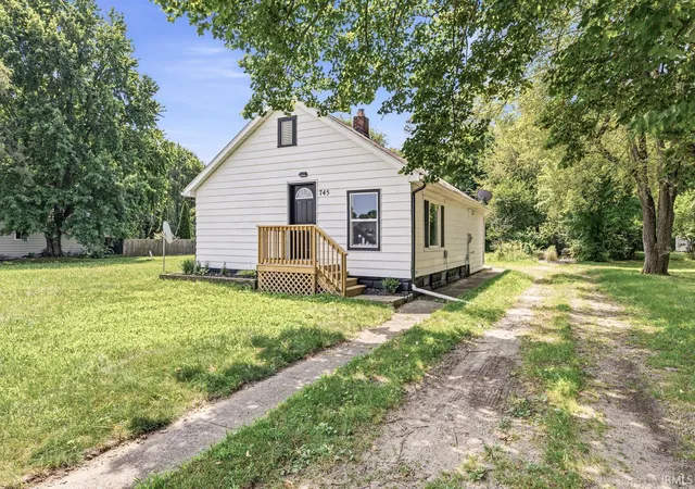 Photo 3 of Manufactured home for sale at 745 E 18th Street, Mishawaka, IN 46544 | MLS# 202614722 | Listing updated on 2026-09-15