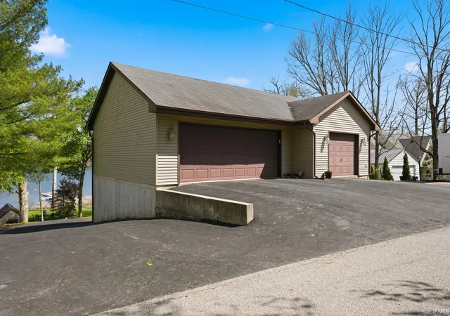 Homes for sale in Columbia City, IN | 5975 S Woodtrail Dr -57, Columbia City, IN 46725 | MLS# 202614726