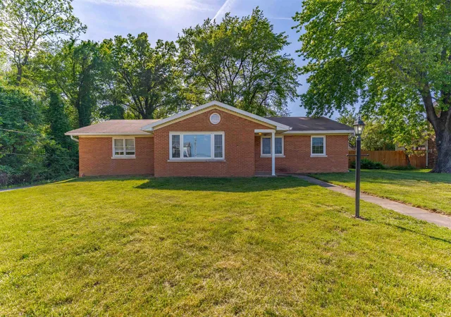 Photo 3 of Manufactured home for sale at 5400 Weaver Rd, Evansville, IN 47711 | MLS# 202614785 | Listing updated on 2026-08-29