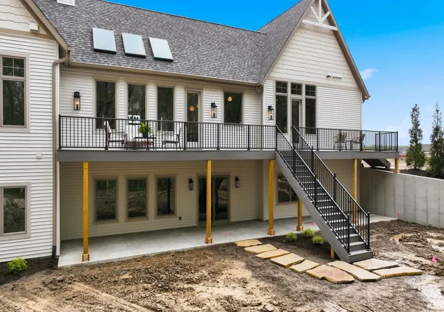 Photo 3 of Manufactured home for sale at 8711 Artemis Ln, Fort Wayne, IN 46825 | MLS# 202614955 | Listing updated on 2026-09-17