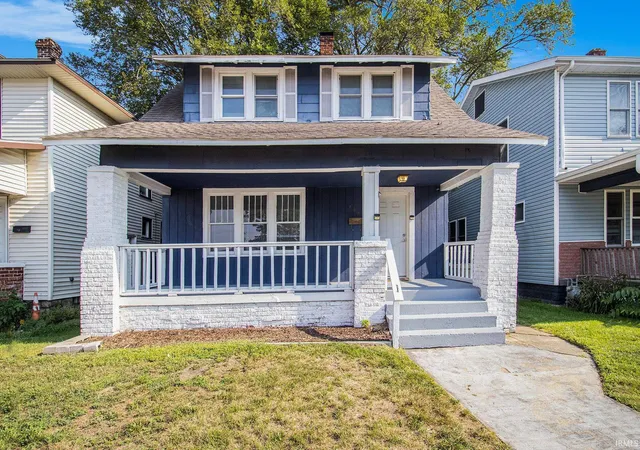 Photo 2 of Manufactured home for sale at 805 Miner St, South Bend, IN 46617 | MLS# 202614970 | Listing updated on 2026-04-25