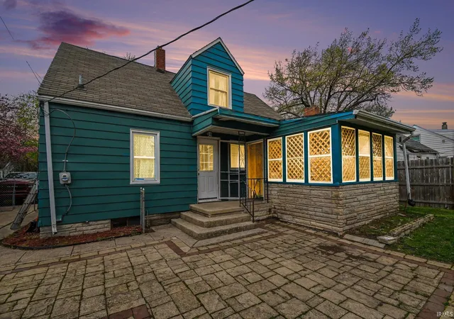 Photo 2 of Single family home for sale at 1624 College St, South Bend, IN 46628 | MLS# 202614989 | Listing updated on 2026-06-12