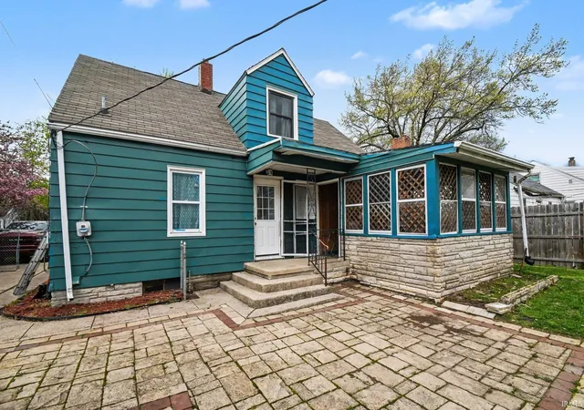 Photo 4 of Single family home for sale at 1624 College St, South Bend, IN 46628 | MLS# 202614989 | Listing updated on 2026-06-12