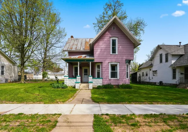 Homes for sale in Angola, IN | 319 E Broad St, Angola, IN 46703 | MLS# 202615021