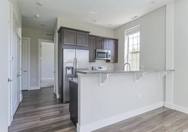 4th image of 1017 Keenan Ct #21B, South Bend, IN 46615 | MLS# 202615064