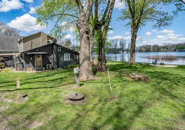 Photo 4 of Manufactured home for sale at 218 Ems B60 Ln, Warsaw, IN 46582 | MLS# 202615097 | Listing updated on 2026-08-03