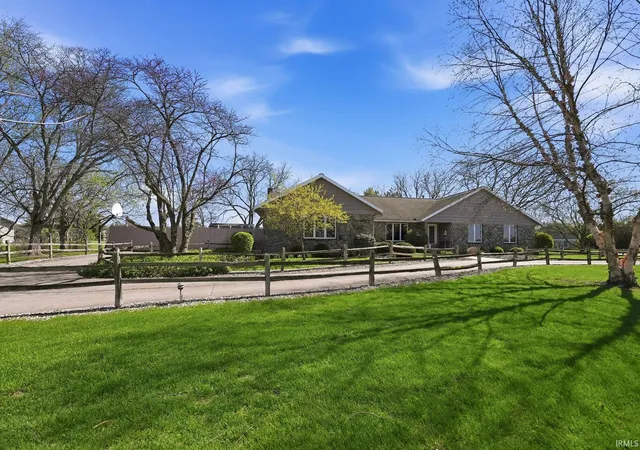 Homes for sale in Bluffton, IN | 1690 E 250 N, Bluffton, IN 46714 | MLS# 202615135