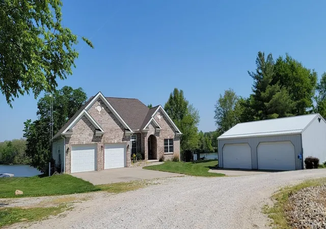 Photo 3 of Manufactured home for sale at 11608 Boggs W Cir, Loogootee, IN 47553 | MLS# 202615151 | Listing updated on 2026-07-09