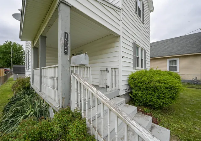 3rd image of 1308 E Vaile Ave, Kokomo, IN 46901 | MLS# 202615193