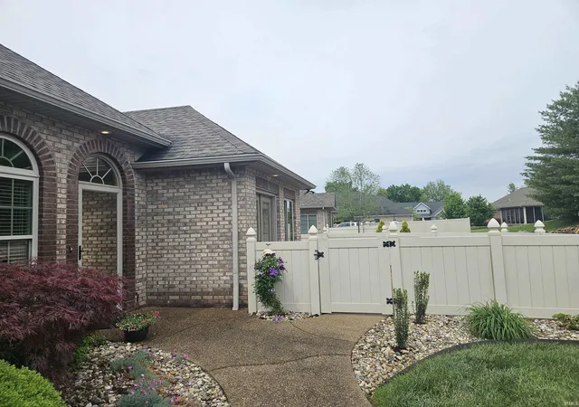 5th image of 8018 Wolf Creek Ct, Evansville, IN 47712 | MLS# 202615218