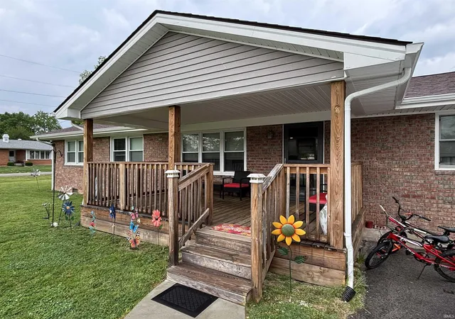 Photo 3 of Manufactured home for sale at 225 N Birch Dr, Grandview, IN 47615 | MLS# 202615293 | Listing updated on 2026-06-08