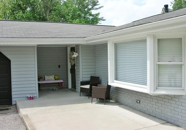 Homes for sale in Evansville, IN | 2228 Heritage Ave, Evansville, IN 47711 | MLS# 202615389