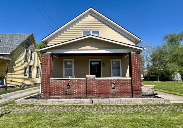 3rd image of 68 W 7Th St, Peru, IN 46970 | MLS# 202615394