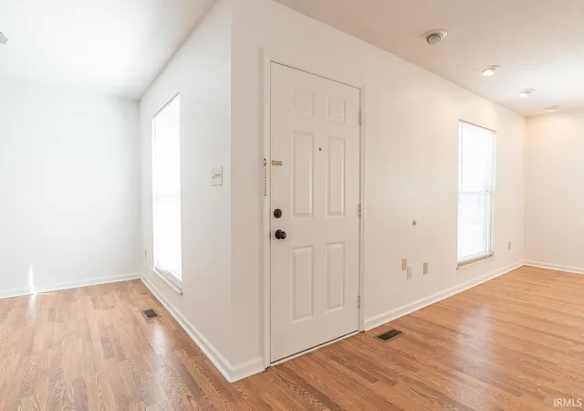 Photo 3 of Condo for sale at 721 E Waterloo Ct, Bloomington, IN 47401 | MLS# 202615404 | Listing updated on 2026-07-29